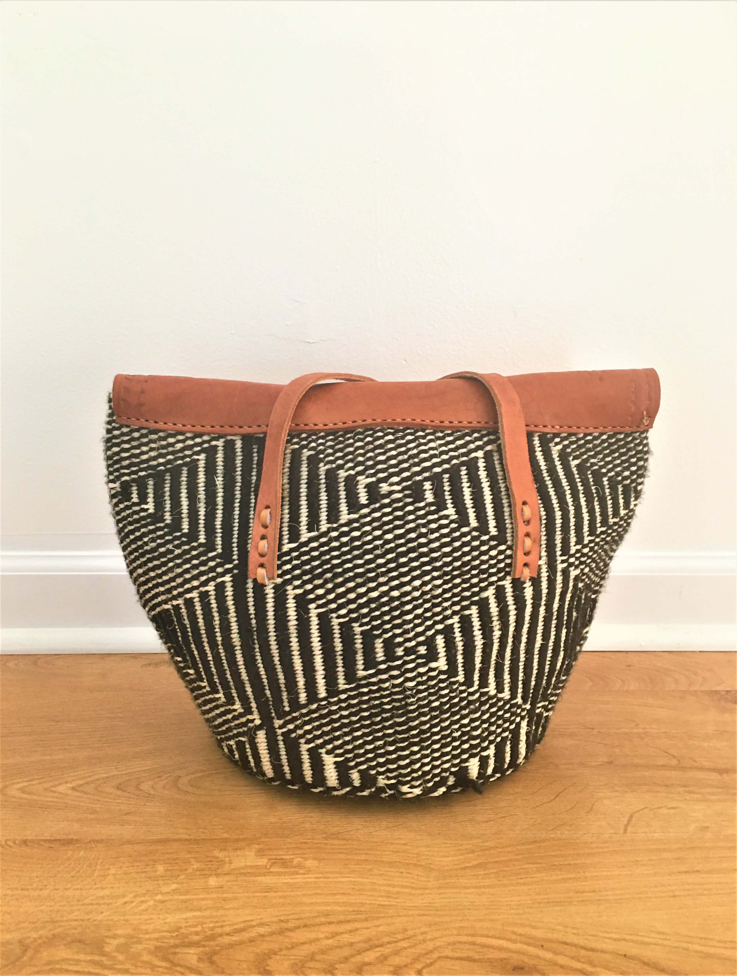 Handmade Large Sisal Tote with Leather Handles Kenya - Cultural Cloth Store